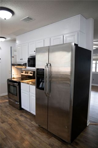 453 S Palm Street S, Jesup, GA 31546