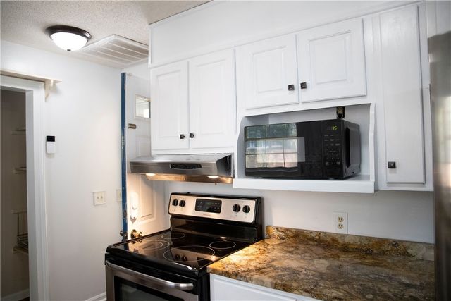 453 S Palm Street S, Jesup, GA 31546