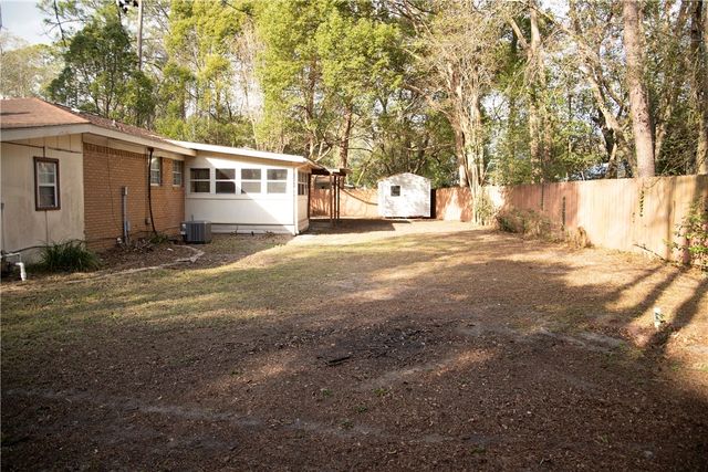 453 S Palm Street S, Jesup, GA 31546