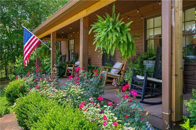 4345 Woodfield Drive, Gainesville, GA 30507