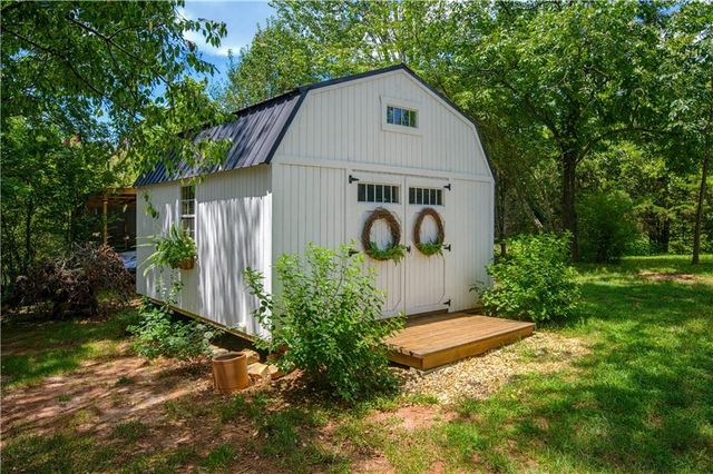 4345 Woodfield Drive, Gainesville, GA 30507