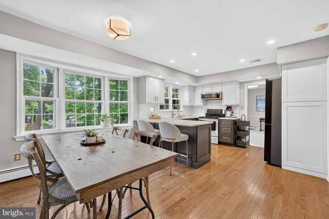 1019 LAFAYETTE DR, Yardley, PA 19067
