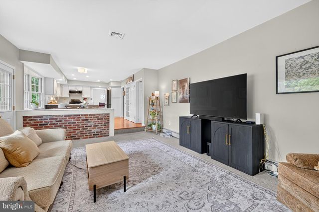 1019 LAFAYETTE DR, Yardley, PA 19067