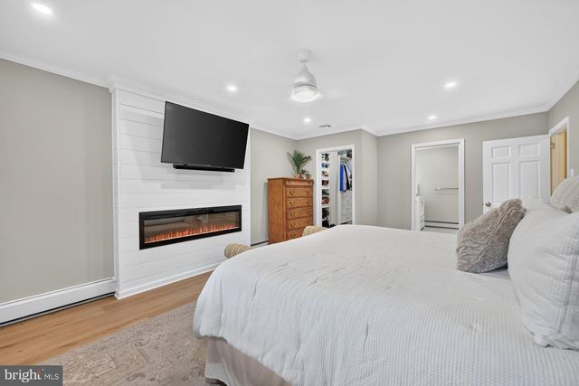 1019 LAFAYETTE DR, Yardley, PA 19067