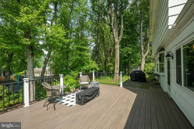 1019 LAFAYETTE DR, Yardley, PA 19067