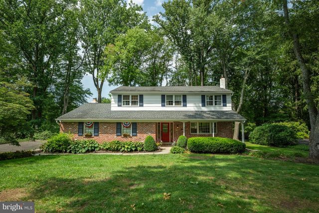 1019 LAFAYETTE DR, Yardley, PA 19067