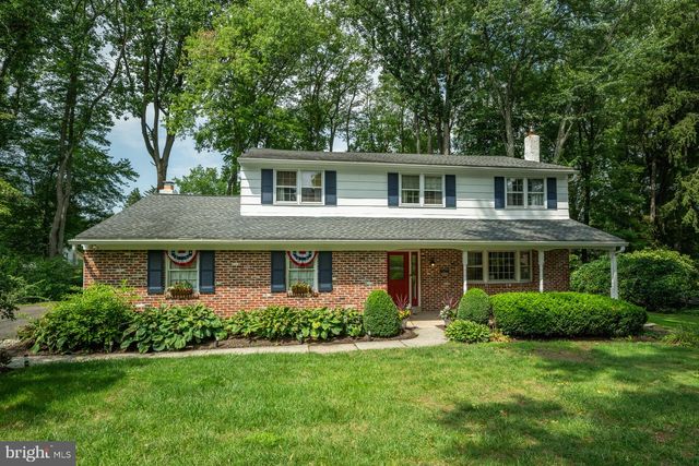 1019 LAFAYETTE DR, Yardley, PA 19067