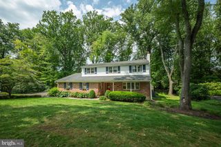 1019 LAFAYETTE DR, Yardley, PA 19067