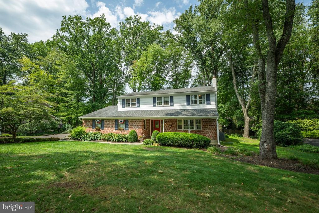 1019 LAFAYETTE DR, Yardley, PA 19067