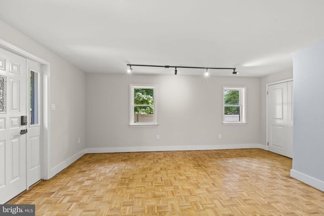 316 W ADAMS ST, Paulsboro, NJ 08066