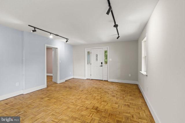 316 W ADAMS ST, Paulsboro, NJ 08066