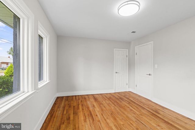 316 W ADAMS ST, Paulsboro, NJ 08066