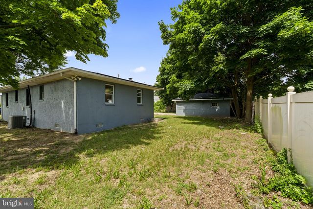 316 W ADAMS ST, Paulsboro, NJ 08066