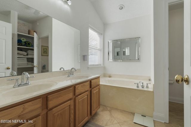 1239 BEDROCK Drive, Orange Park, FL 32065