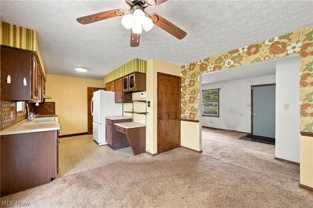 3197 Greenbrier Drive, Norton, OH 44203