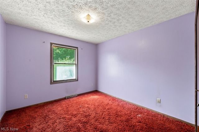 3197 Greenbrier Drive, Norton, OH 44203