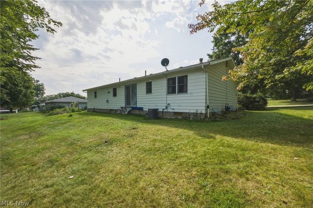 3197 Greenbrier Drive, Norton, OH 44203