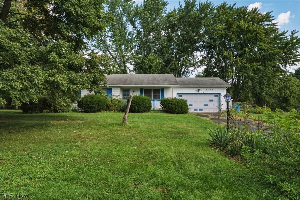 3197 Greenbrier Drive, Norton, OH 44203