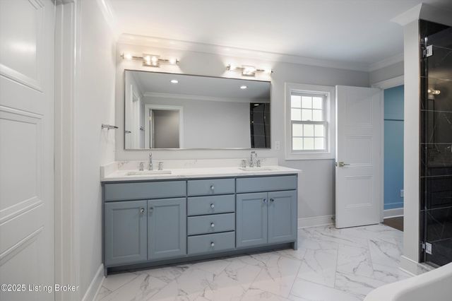 2418 Branning Rd, Louisville, KY 40222