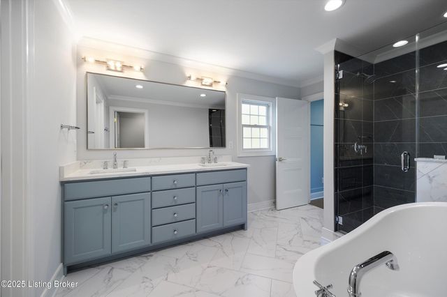2418 Branning Rd, Louisville, KY 40222