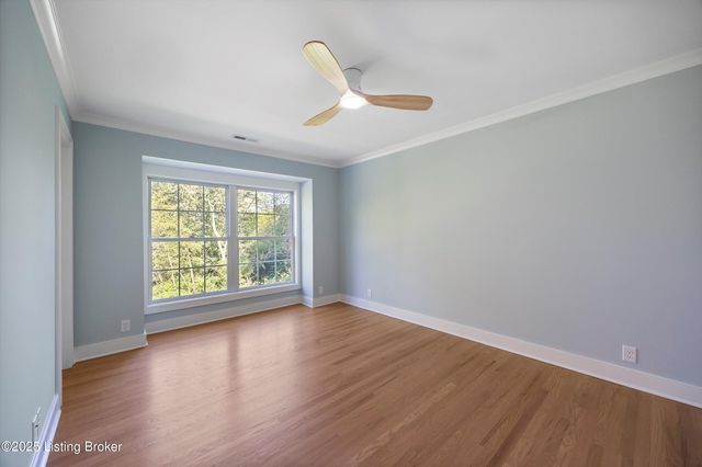 2418 Branning Rd, Louisville, KY 40222