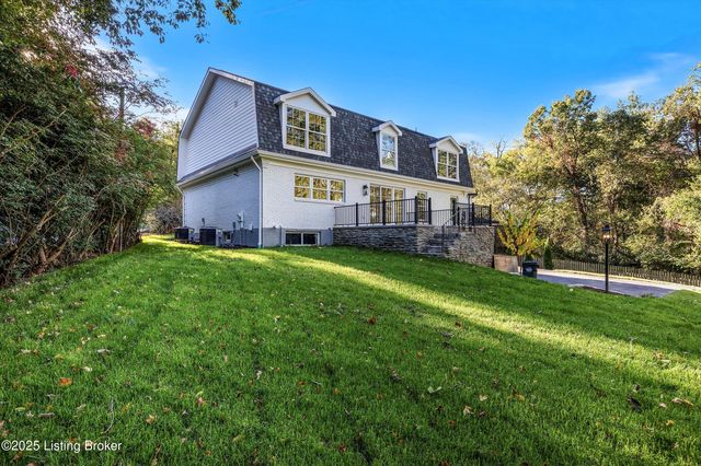 2418 Branning Rd, Louisville, KY 40222
