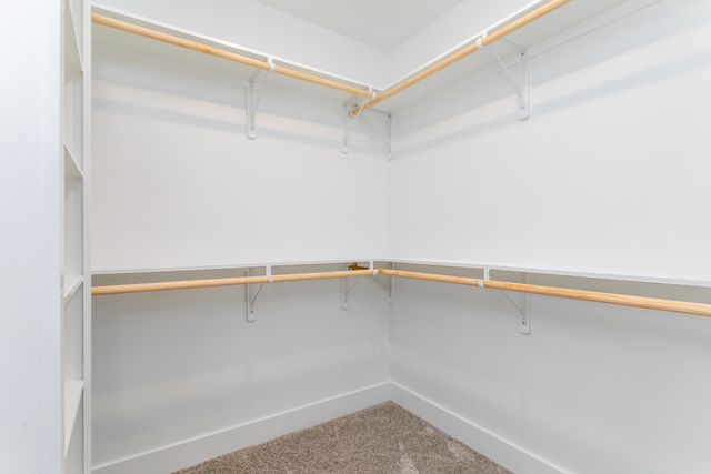 913 SPYGLASS CT, Columbia, MO 65201