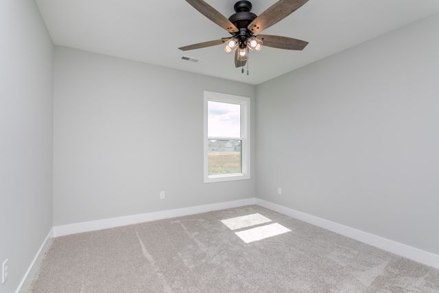 913 SPYGLASS CT, Columbia, MO 65201