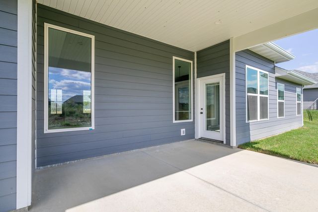 913 SPYGLASS CT, Columbia, MO 65201