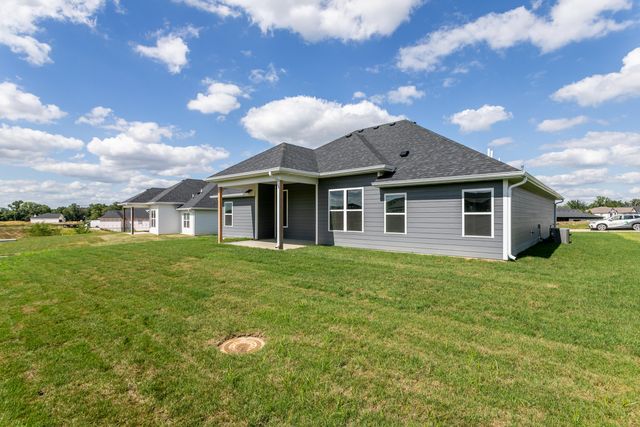 913 SPYGLASS CT, Columbia, MO 65201