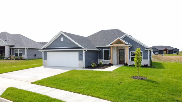 913 SPYGLASS CT, Columbia, MO 65201