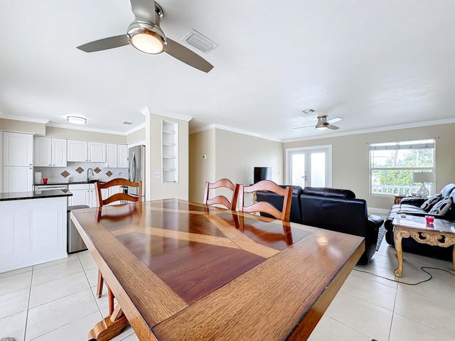 6803 Kingston Drive, Lake Worth, FL 33462