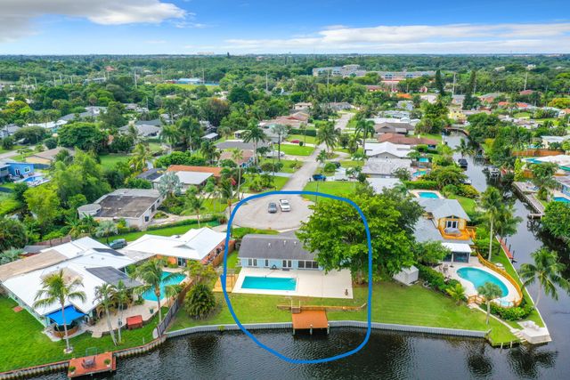 6803 Kingston Drive, Lake Worth, FL 33462