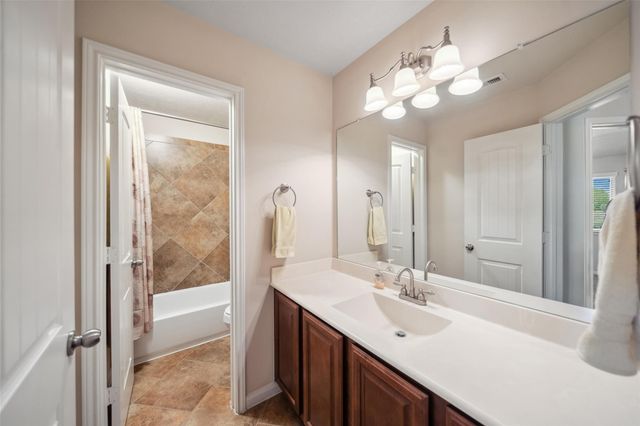 406 Lazy Lane, Montgomery, TX 77356