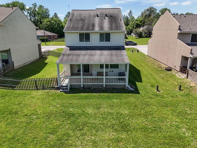 406 Lazy Lane, Montgomery, TX 77356