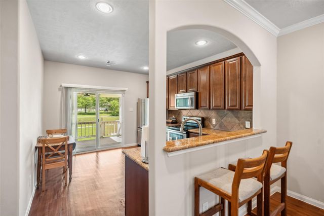 406 Lazy Lane, Montgomery, TX 77356