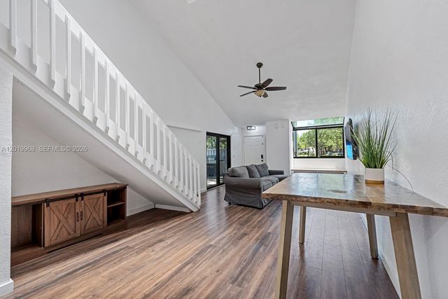 2039 Winners Cir, North Lauderdale, FL 33068