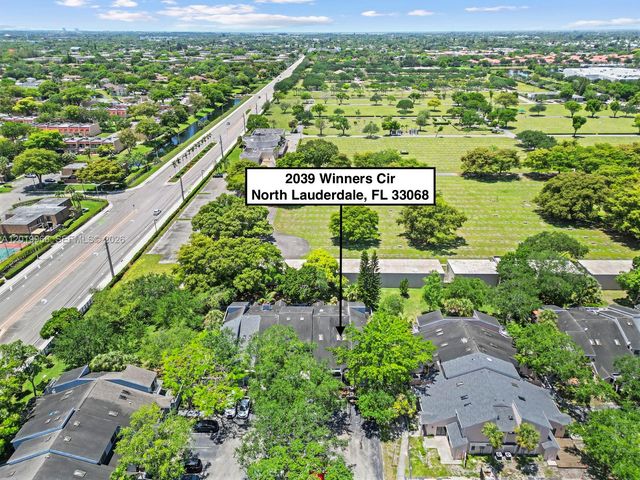 2039 Winners Cir, North Lauderdale, FL 33068