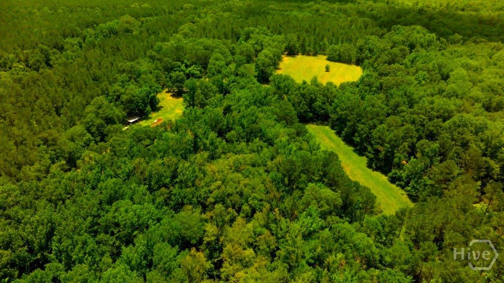 Image 3 of property listing at Address unavailable.