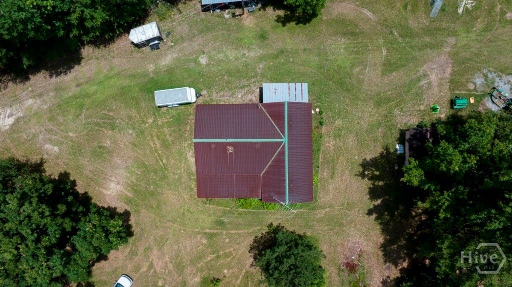 Image 43 of property listing at Address unavailable.