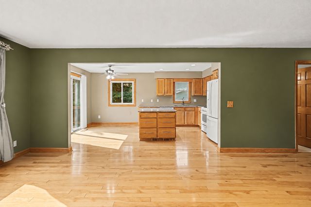 13285 Lynn Avenue, Savage, MN 55378