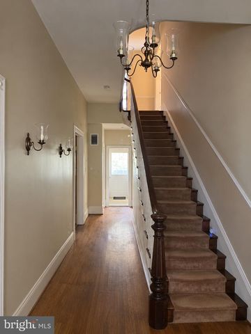 7353 MAGARITY RD, Falls Church, VA 22043