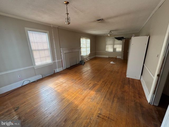 7353 MAGARITY RD, Falls Church, VA 22043