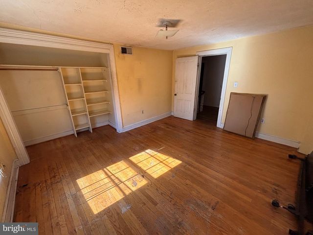 7353 MAGARITY RD, Falls Church, VA 22043