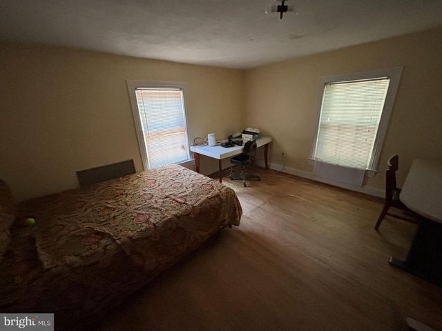 7353 MAGARITY RD, Falls Church, VA 22043