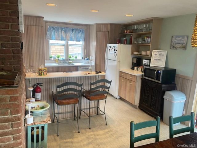 919 Evergreen Walk, Ocean Beach, NY 11770