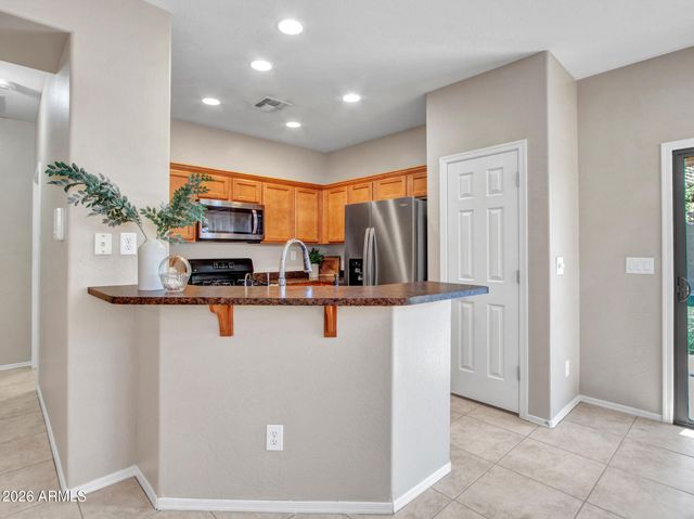 3825 W DESERT CREEK Lane, Phoenix, AZ 85086