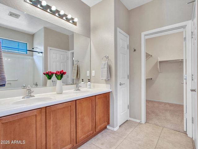 3825 W DESERT CREEK Lane, Phoenix, AZ 85086
