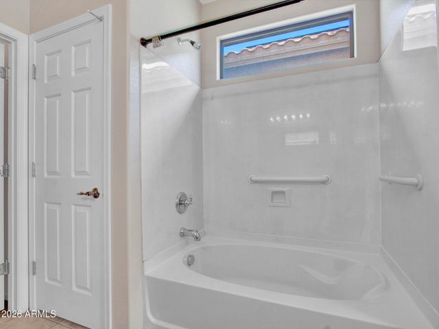 3825 W DESERT CREEK Lane, Phoenix, AZ 85086