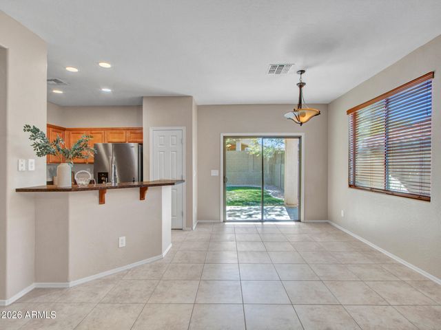 3825 W DESERT CREEK Lane, Phoenix, AZ 85086